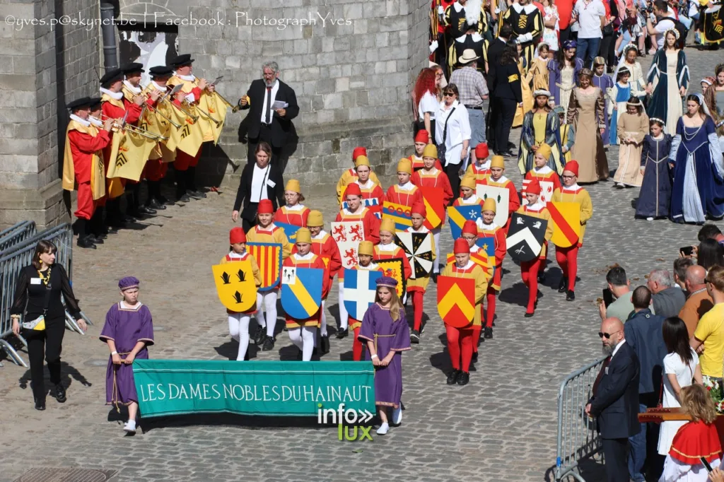 Mons > Doudou > Procession > Photos