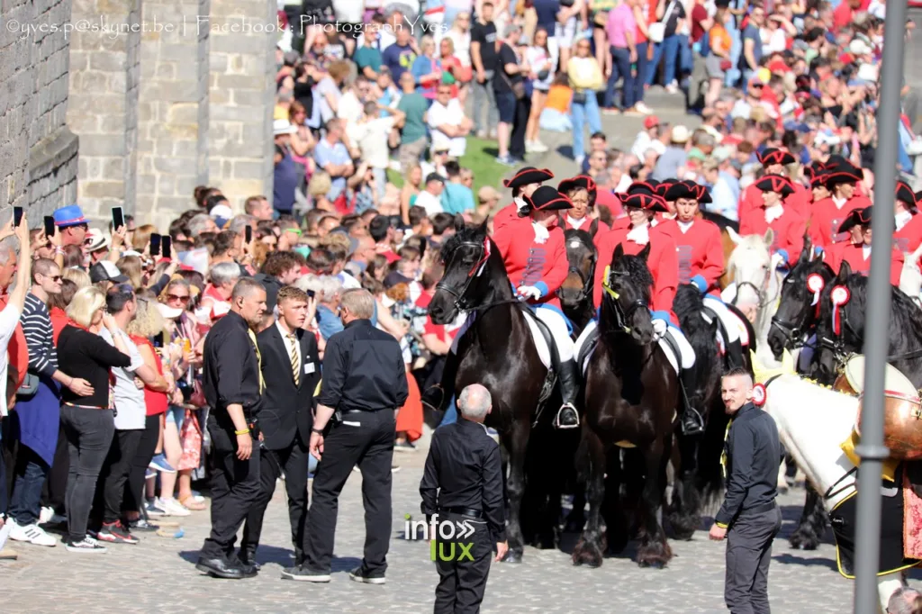 Mons > Doudou > Procession > Photos