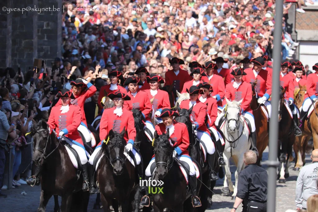 Mons > Doudou > Procession > Photos