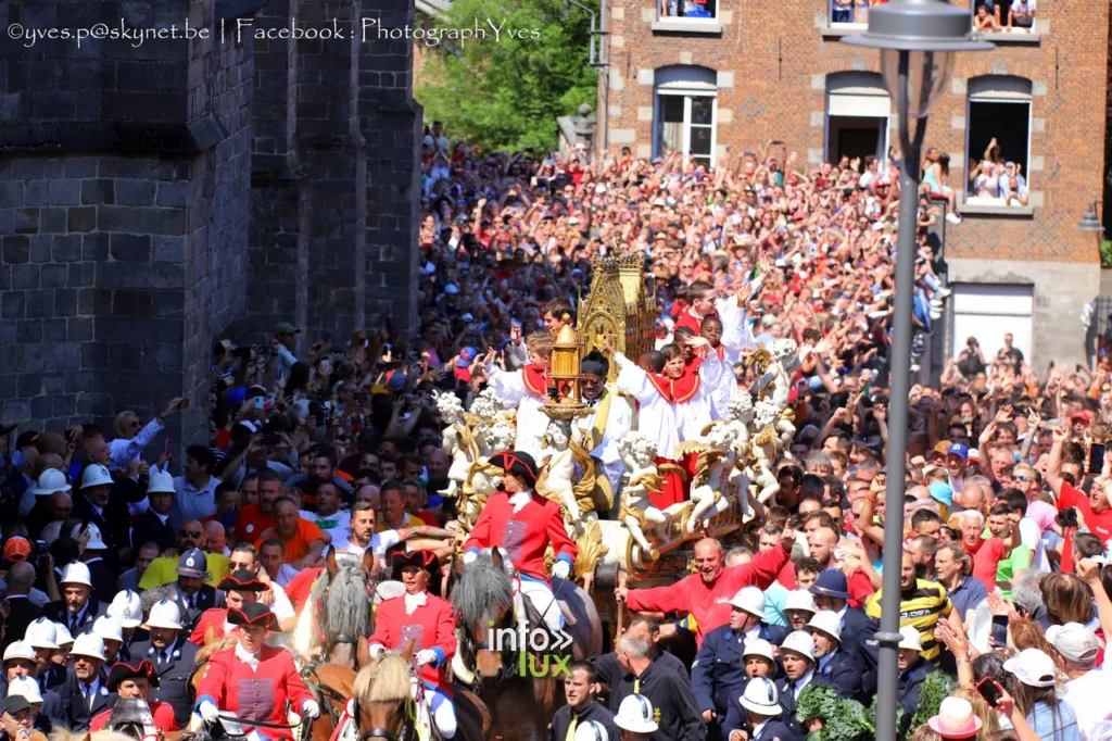 Mons > Doudou > Procession > Photos