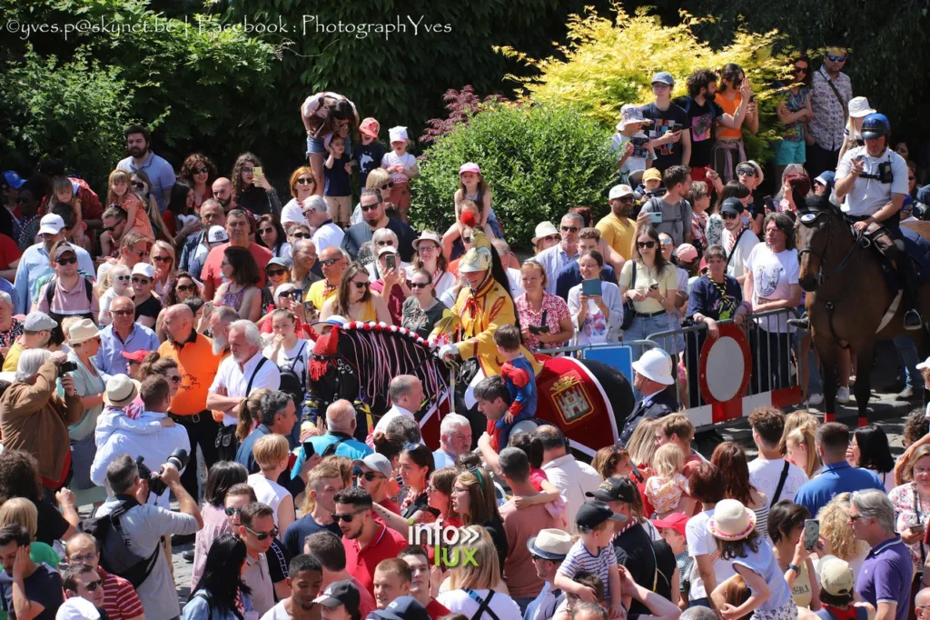 Mons > Doudou > Procession > Photos