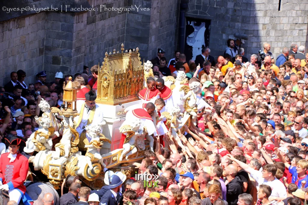 Mons > Doudou > Procession > Photos