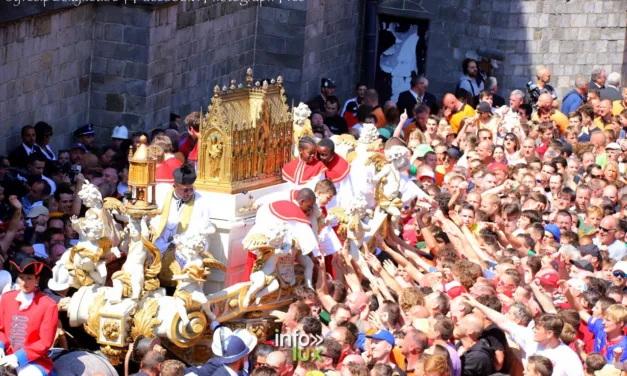 Mons > Doudou > Procession > Photos