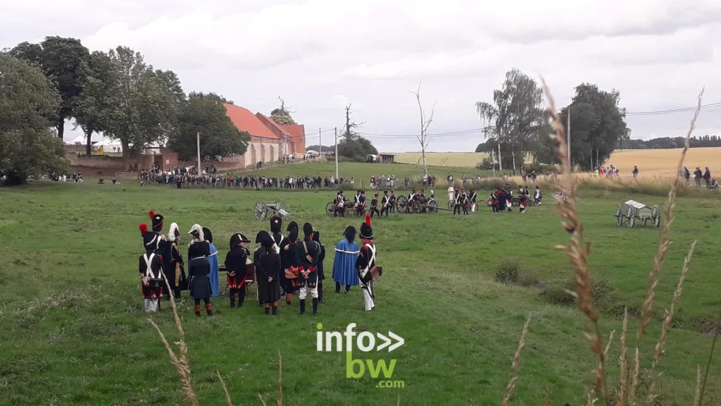 Le weekend des 1er et 2 juillet se déroulait le Weekend Historique 1815 sur le Domaine de la Bataille de Waterloo.  Campements, métiers d'antan, démonstrations et reconstitutions  étaient au programme! 