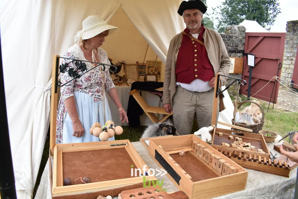 Le weekend des 1er et 2 juillet se déroulait le Weekend Historique 1815 sur le Domaine de la Bataille de Waterloo.  Campements, métiers d'antan, démonstrations et reconstitutions  étaient au programme! 