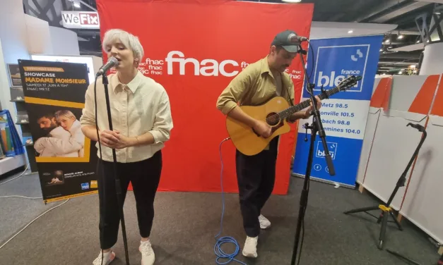 FNAC Metz > Madame Monsieur > Showcase