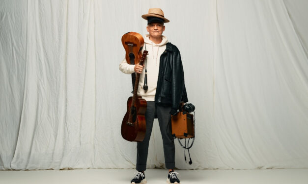 ALBUM > GAËTAN ROUSSEL > ECLECT!QUE