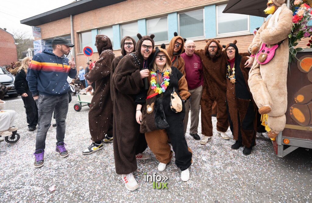 Andenne > Carnaval > les Ours en photos