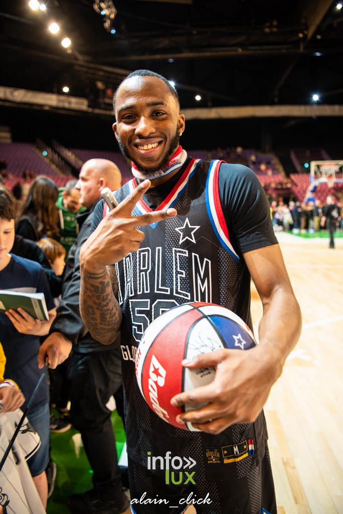 Paris > Harlem Globetrotters > Photos