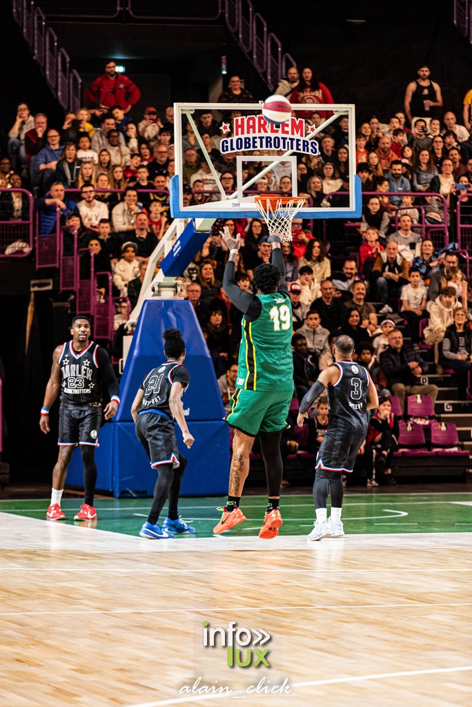 Paris > Harlem Globetrotters > Photos