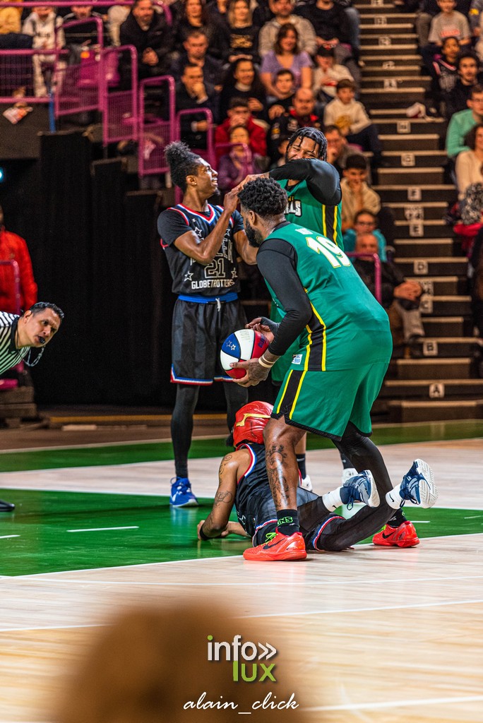 Paris > Harlem Globetrotters > Photos