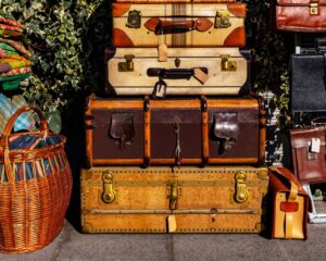 Brocantes Braine-l Alleud marchés aux puces Wallonie antiquités