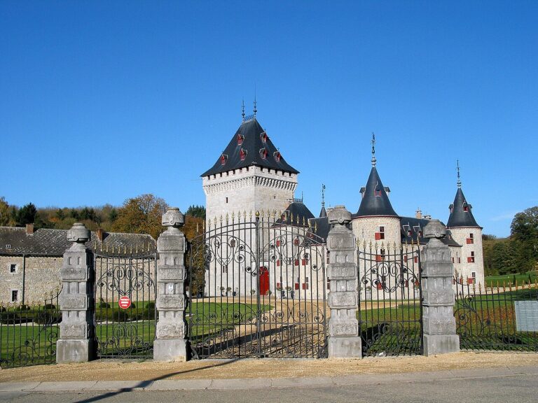 Le Château Jemeppe, à Hargimont, en province de Luxembourg