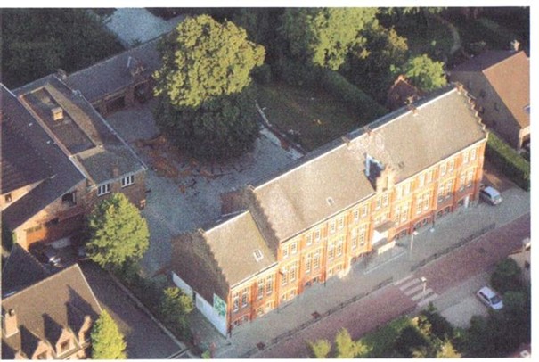 L'Ecole St Joseph de Braine l'Alleud organise une balade VTT en famille.