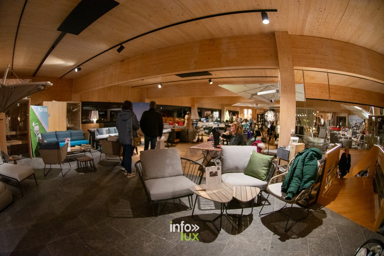 Le showroom de WB Outdoor Concept à Habay pendant le marché de Noël 2024