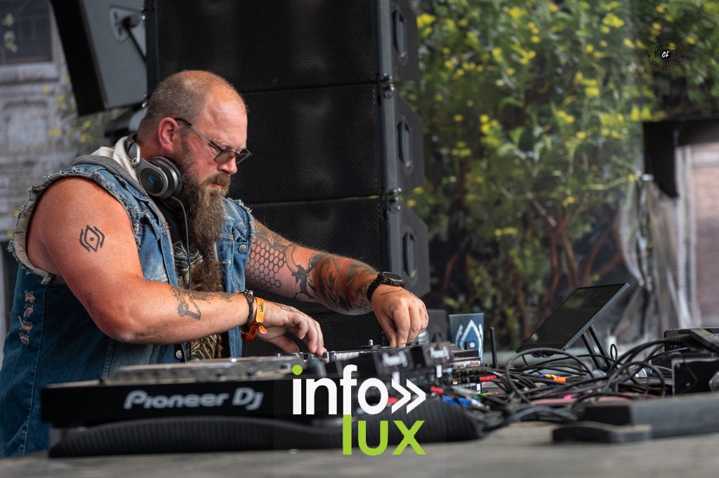 ESKAPE FESTIVAL JOUR 2 - MOFY