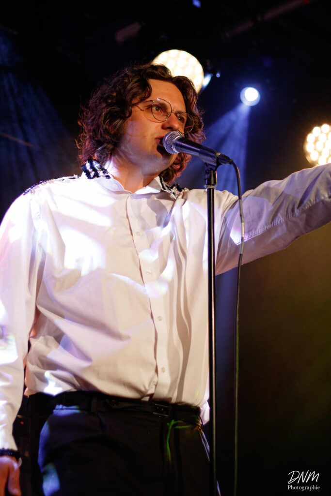 François Thiry > Chanteur > Variété