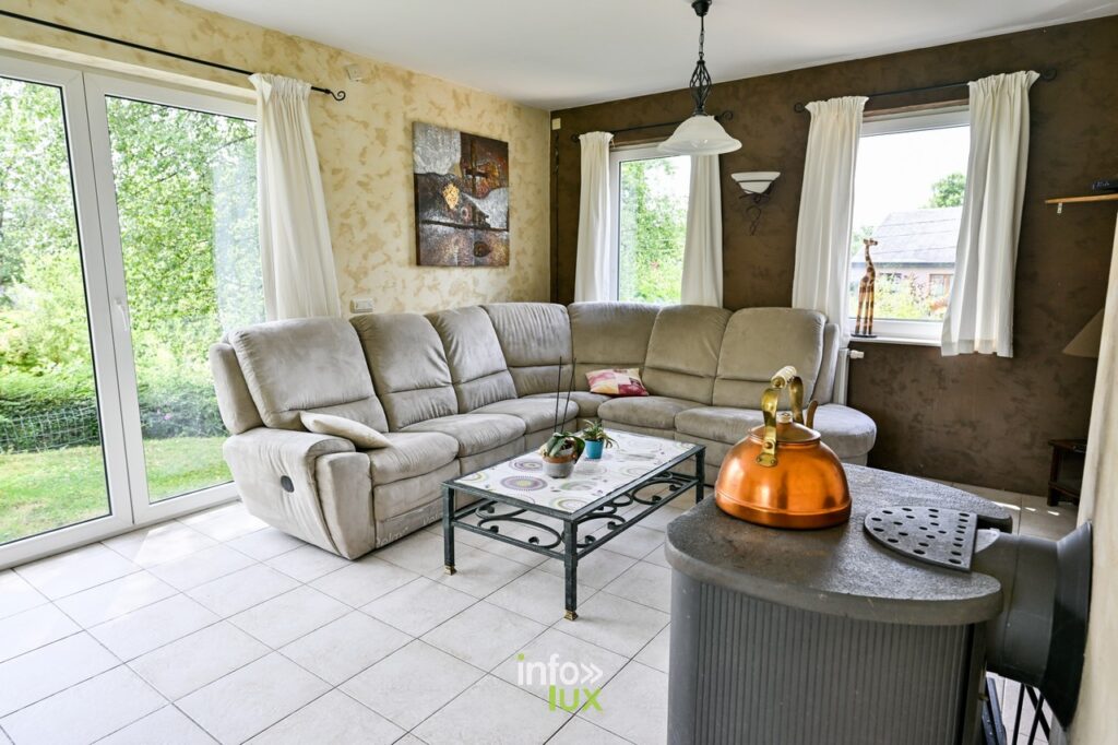 Espace séjour et salle à manger maison Habay Marbehan à vendre