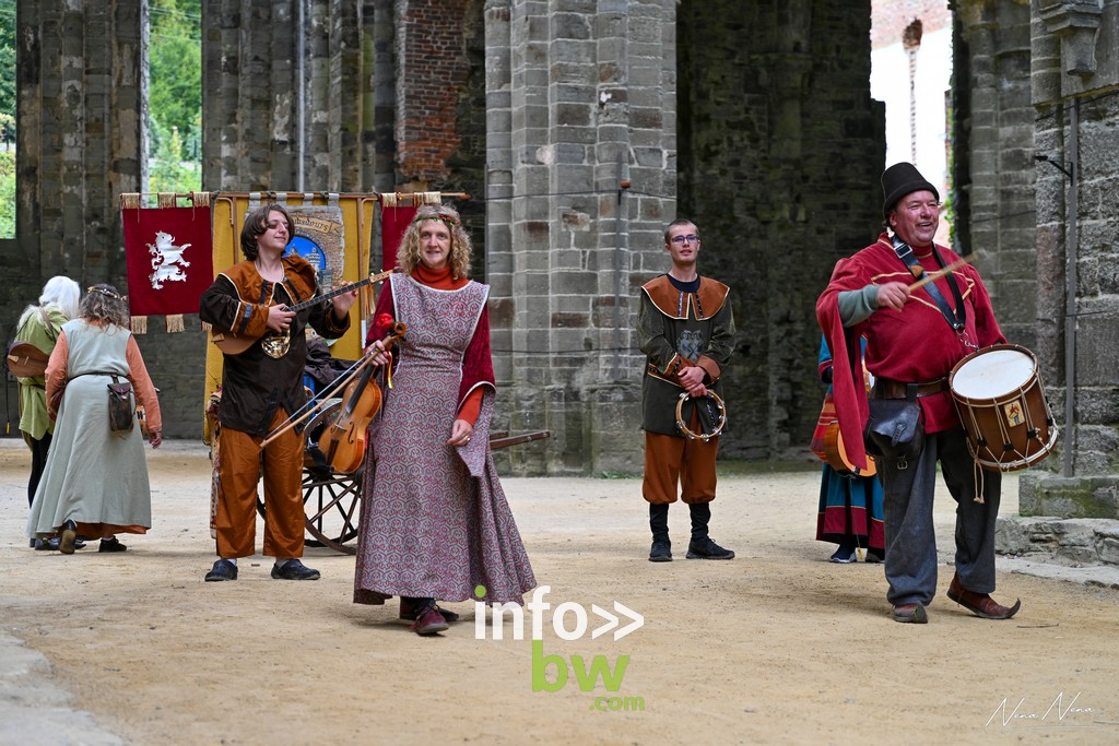 Villers-la-Ville > Médiévales > Photos