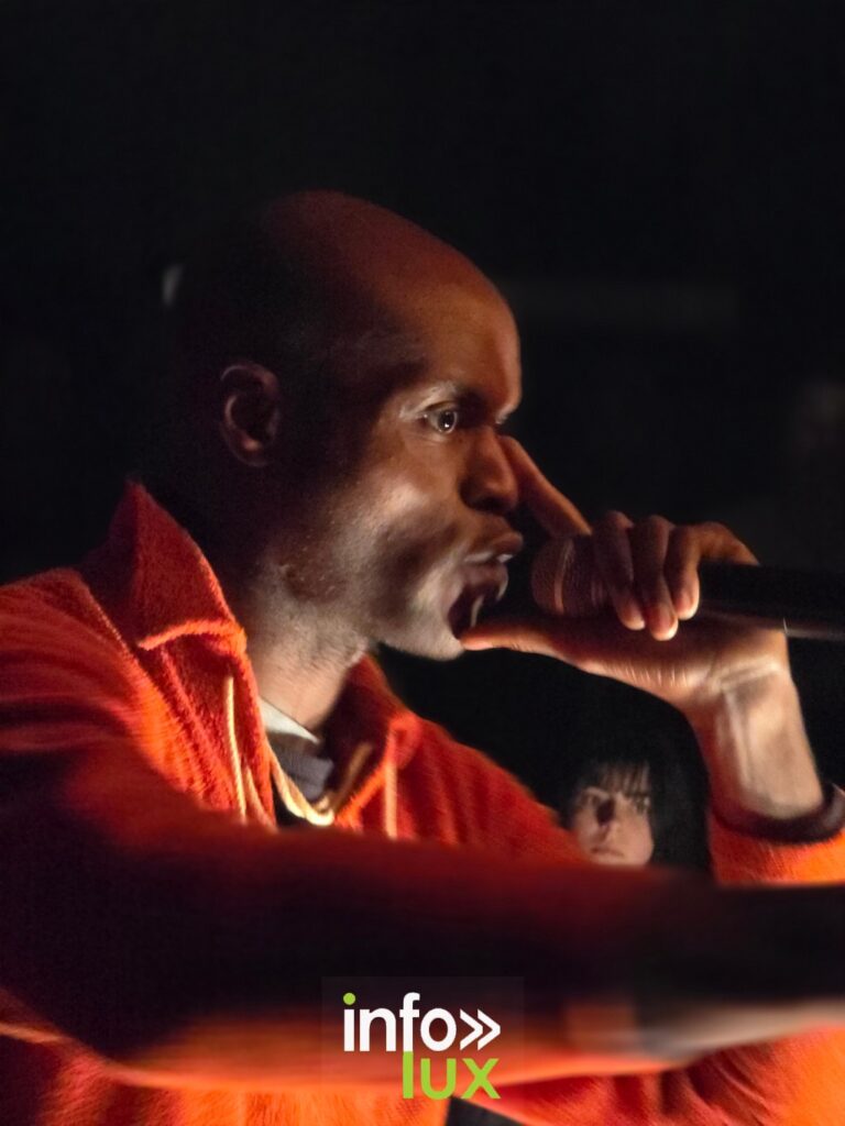 Arlon > L'Entrepôt > UHF