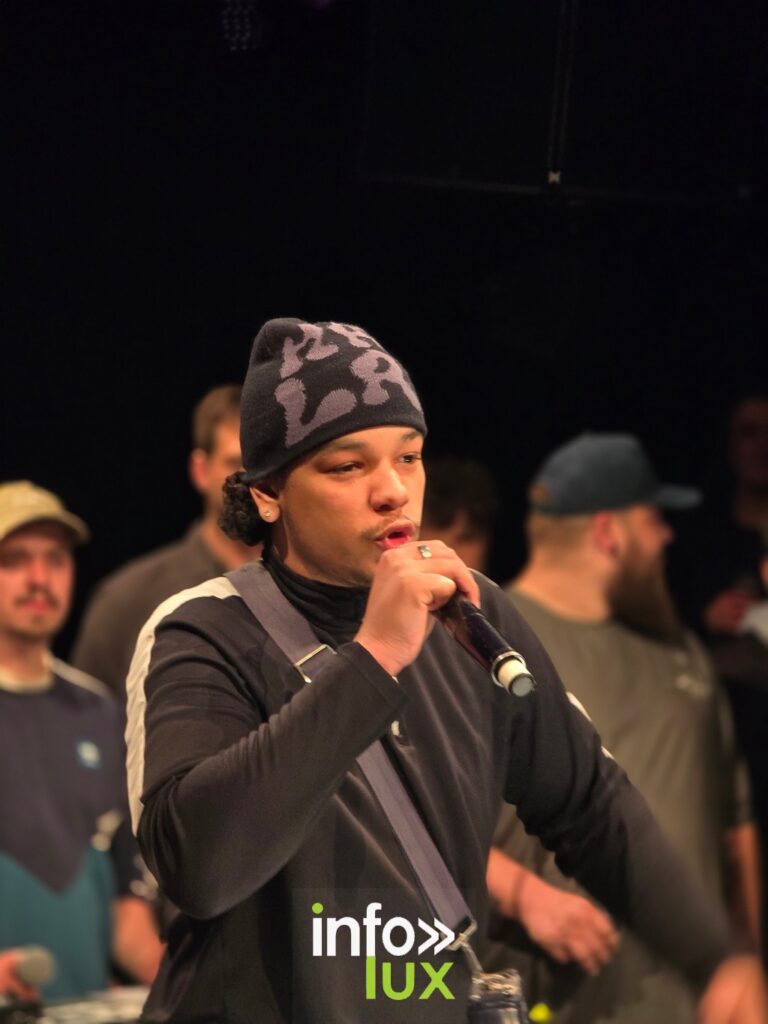 Arlon > L'Entrepôt > UHF