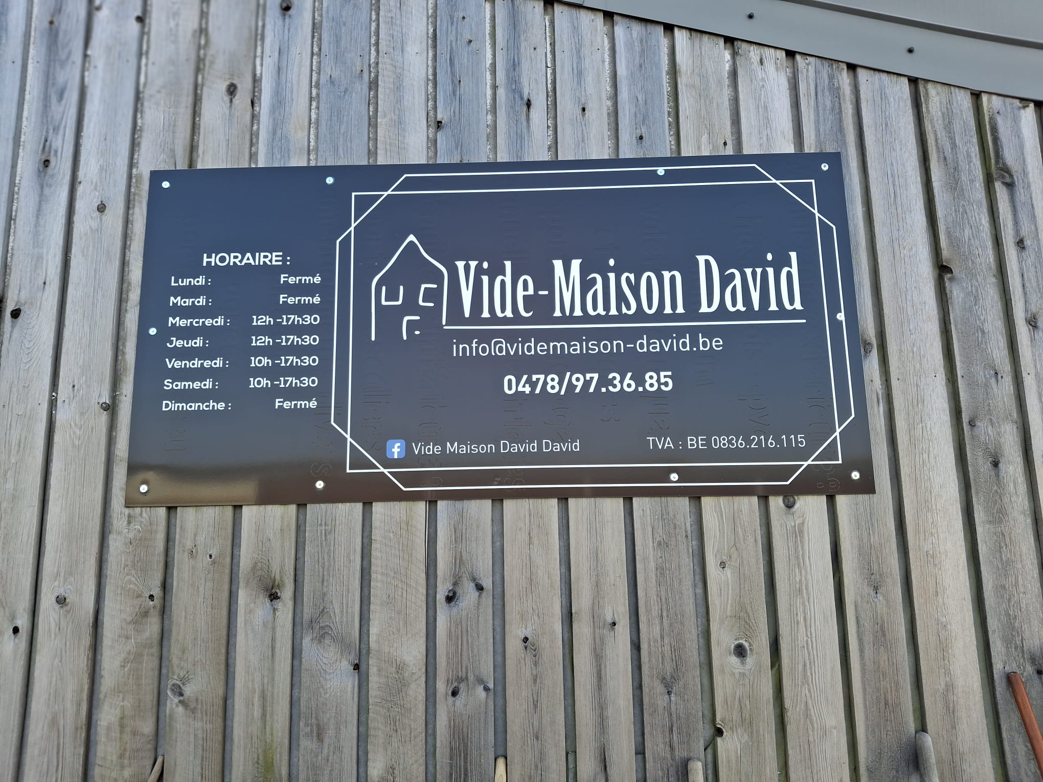 Vide maison professionnel à Bastogne – Vide Maison David
