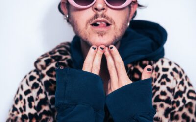 Oscar and the Wolf > Reprise de Losing  my Religion