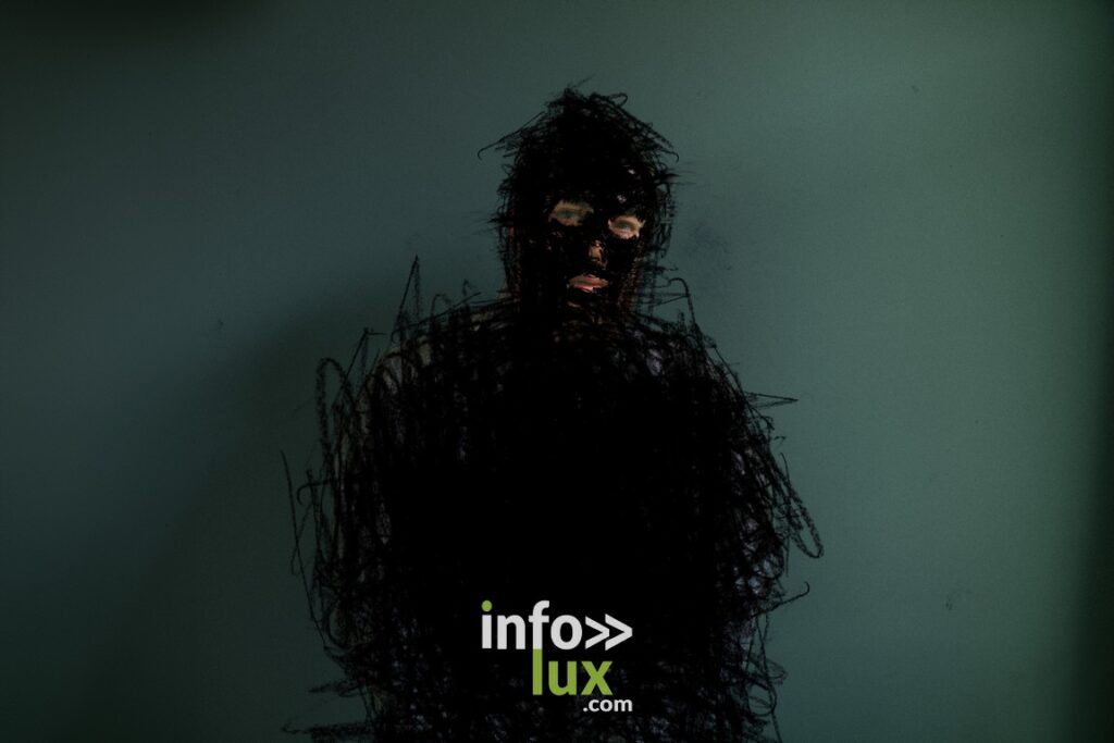 Beasts > Nouveau single > Blow Me Away