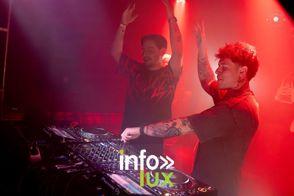 METZ > BLASTER FESTIVAL > PHOTOS