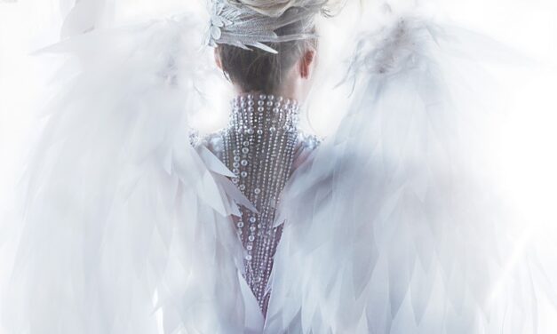 Mode > Angel > Un ange vêtu de blanc