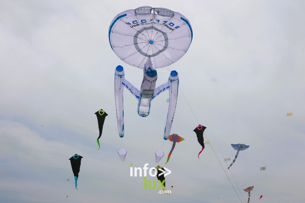 Berck > Festival > Cerfs-volants > Photos