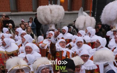 Braine-l’Alleud > Carnaval 2026 > Gilles et paysannes