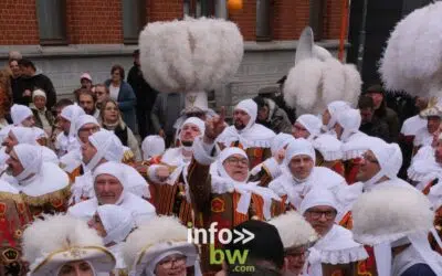 Braine-l’Alleud > Carnaval 2026 > Gilles et paysannes