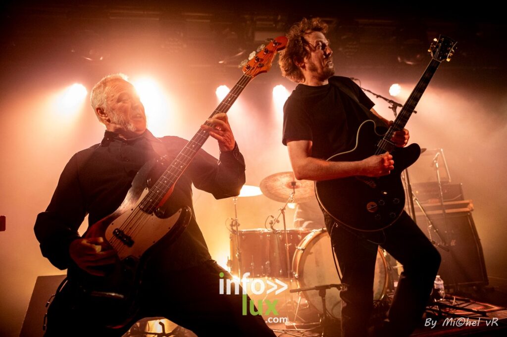Bruxelles > Concert de The Father, the Son and theHoly Simon > Photos