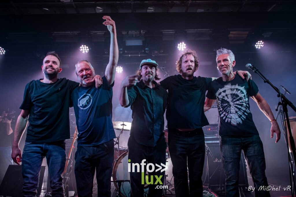Bruxelles > Concert de The Father, the Son and theHoly Simon > Photos