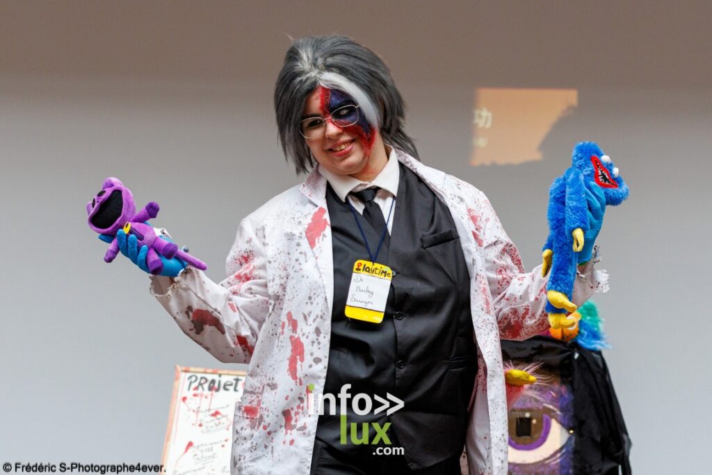 Charleroi > Cosplay > D-Con > Convention pop culture