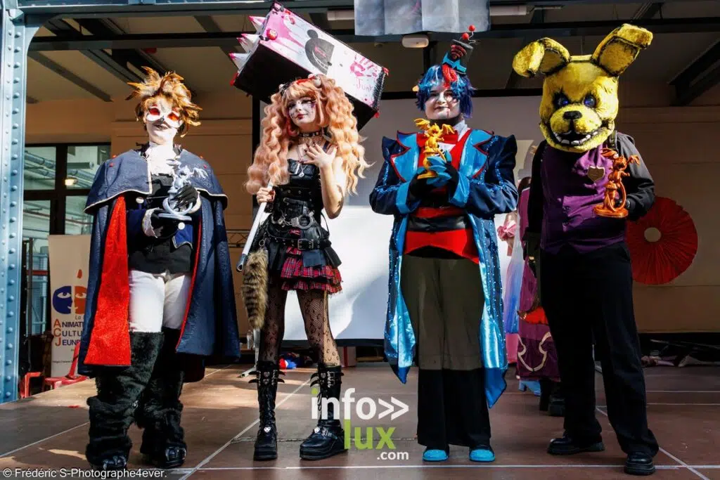 Charleroi > Cosplay > D-Con > Convention pop culture