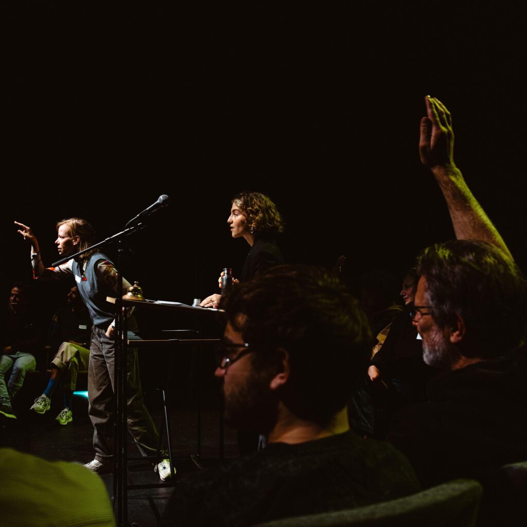 Charleroi > Avril au Palais des Beaux-Arts