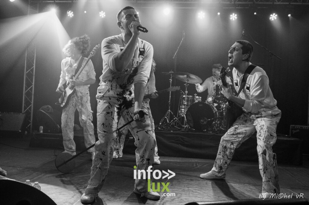 Ittre > ZikZak > Concert > Blue Benders > Photos