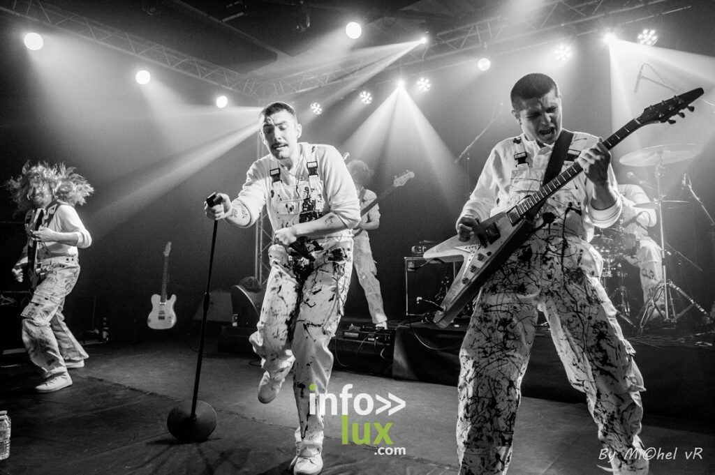 Ittre > ZikZak > Concert > Blue Benders > Photos