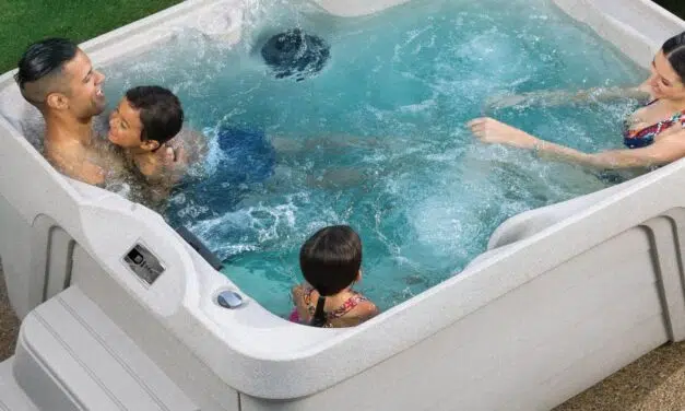 HotSpring Freeflow 2026 : Guide Complet des 5 Spas 230V Plug-and-Play