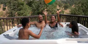 Jacuzzi Hot Spot HotSpring au Luxembourg : revendeur agréé WB Outdoor Concept à Habay