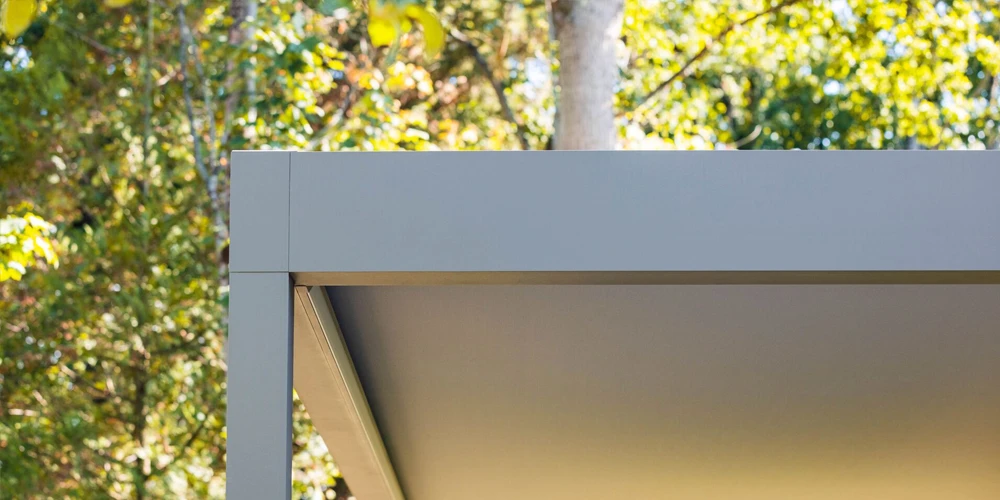 Pergola Algarve Canvas Renson toiture fixe acier toile - WB Outdoor Concept revendeur agree