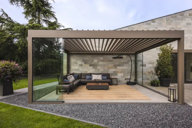 Realisation pergola Algarve Renson villa terrasse haut de gamme - WB Outdoor Concept