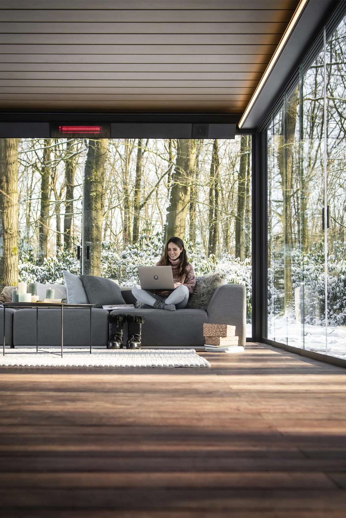 Pergola Camargue Renson abri terrasse 4 saisons - WB Outdoor Concept Province de Luxembourg