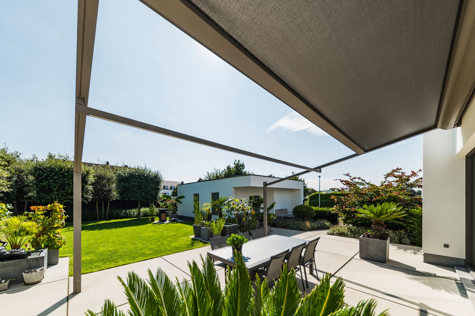 Pergola Lapure Renson terrasse residentielle minimaliste - WB Outdoor Concept Habay-la-Neuve