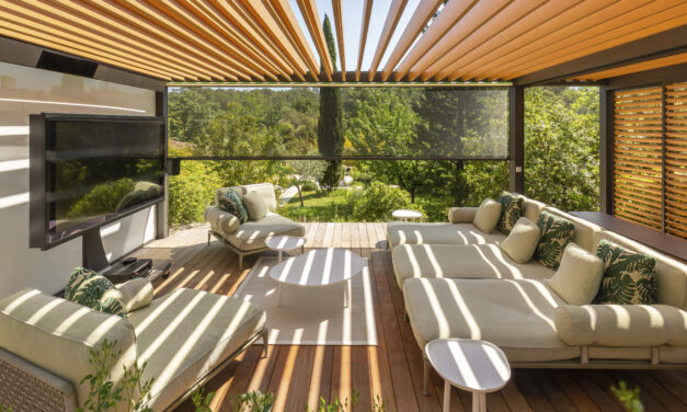 Revendeur de pergola en Province de Luxembourg : WB Outdoor Concept, revendeur officiel Renson à Habay (Camargue, Algarve, Lapure)
