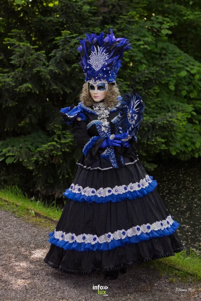 Annevoie > Les costumés de Venise en photos