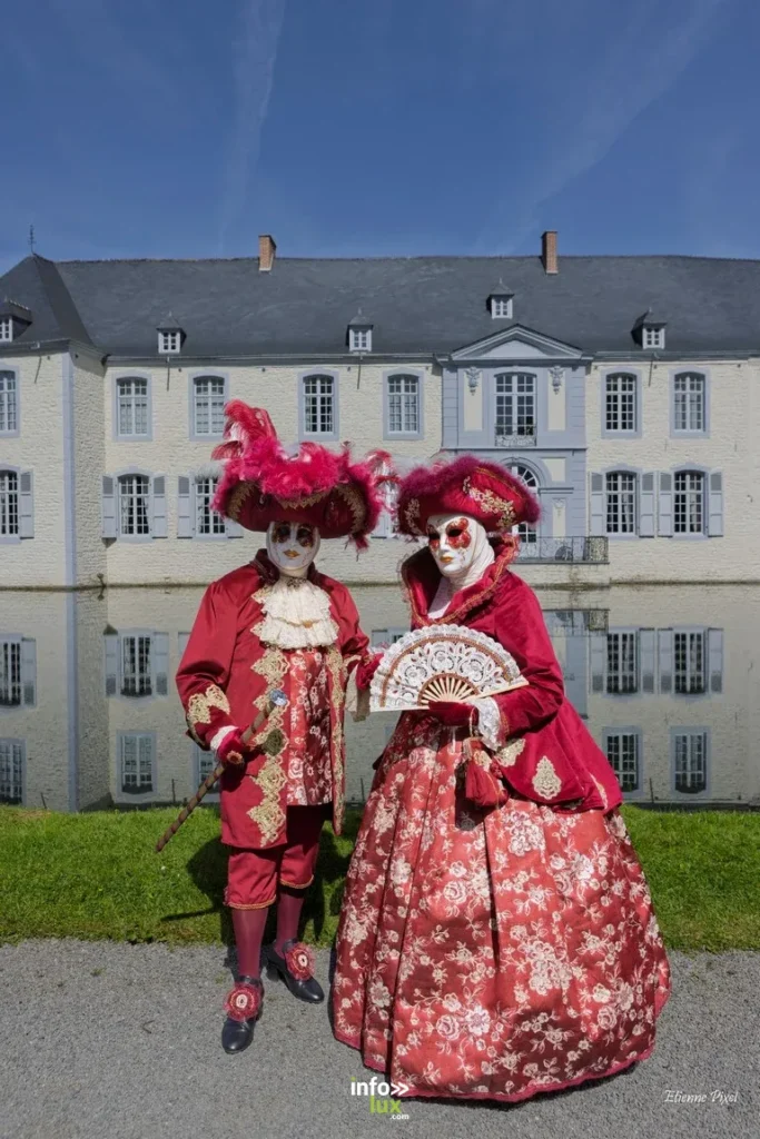 Annevoie > Les costumés de Venise en photos