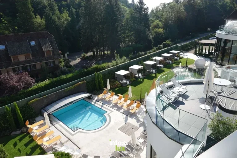 Piscines extérieures été 2026 : 30 bassins ouverts en Wallonie, au Grand-Duché et en Lorraine
